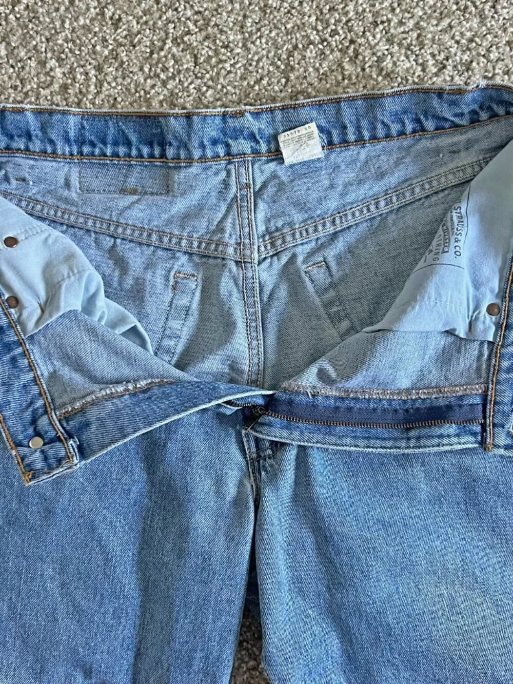 Vintage Levi's 555 Relaxed Fit Straight Leg Jeans Mens 38X30 Blue 90s Denim